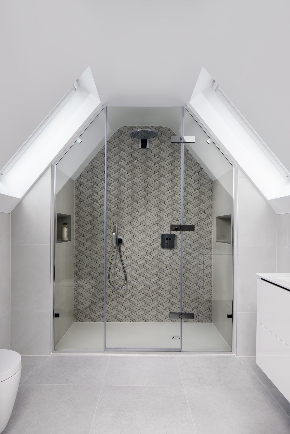 Hampshire famility residence | Guest shower room | Interior Designers